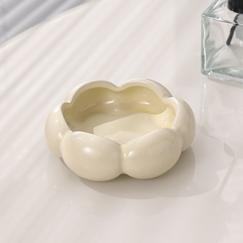 Luxury Cotton Candy Ashtray with Lid Bear Fly Ash Proof Home Living Room Decorations Office Creative Circular Ashtray Ornaments acacuss