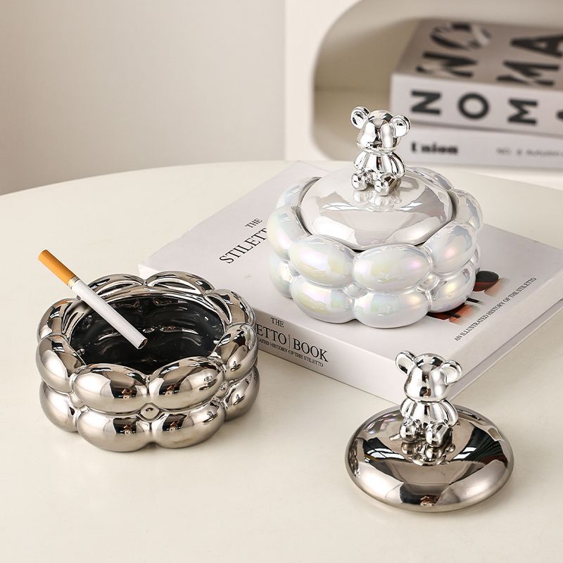 Luxury Cotton Candy Ashtray with Lid Bear Fly Ash Proof Home Living Room Decorations Office Creative Circular Ashtray Ornaments acacuss