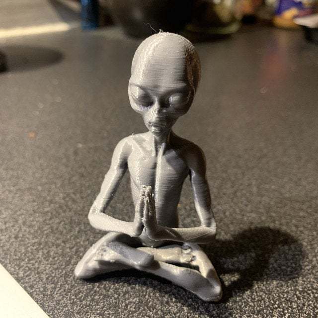 Meditation Alien Resin Ornaments UFO Decoration Statue Garden Home Office Yard Art Decor For Indoor Outdoor acacuss
