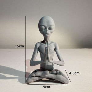 Meditation Alien Resin Ornaments UFO Decoration Statue Garden Home Office Yard Art Decor For Indoor Outdoor acacuss