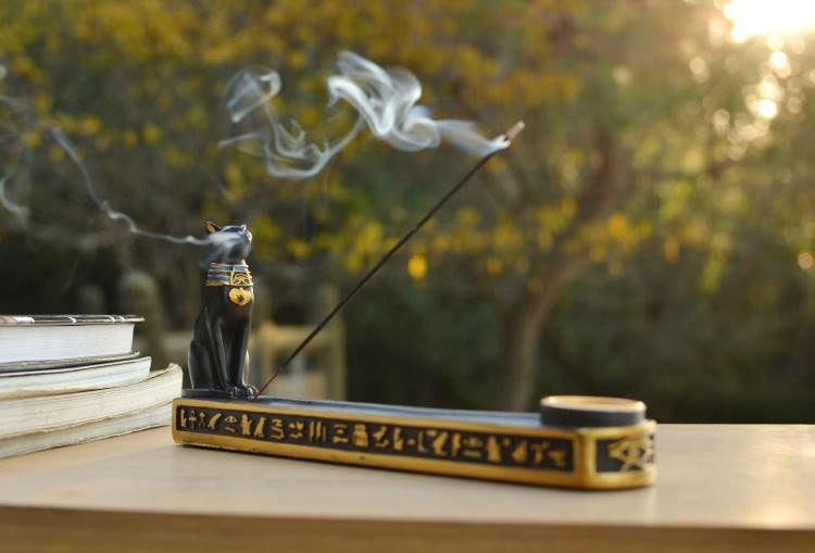 Minimalist Home Decor backflow incense burner - Brass incense cones Holder Burner - cat god incense board - acacuss