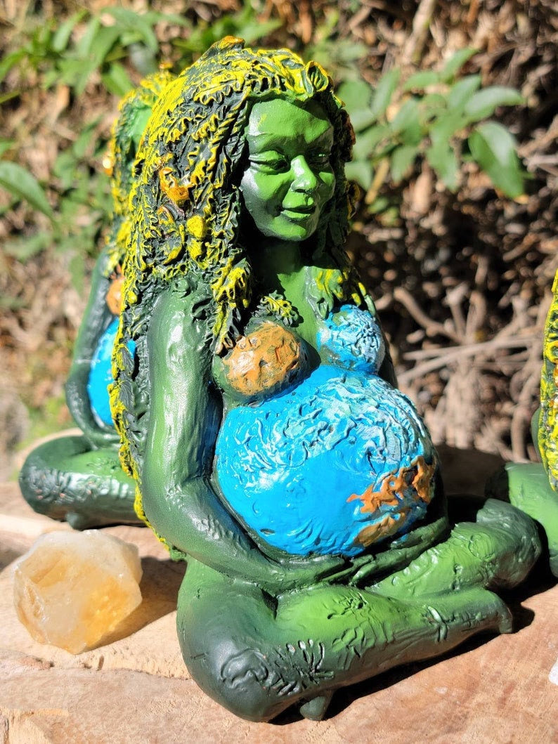 Mother Earth Millennial Gaia Resin Statue Ornaments - Goddess Statue sculptures Figurine interior Decorative Home living room decoration - ACACUSS