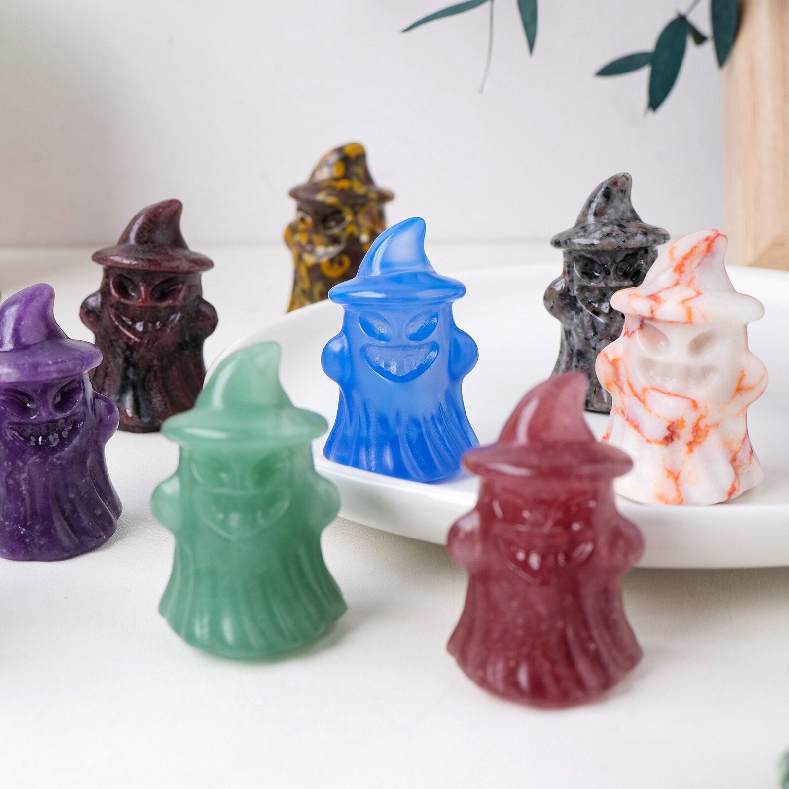 Natural Crystal Gemstone Crafts Ghost Statue Halloween Decoration Ornament Hat Ghost Carving Children's gifts acacuss