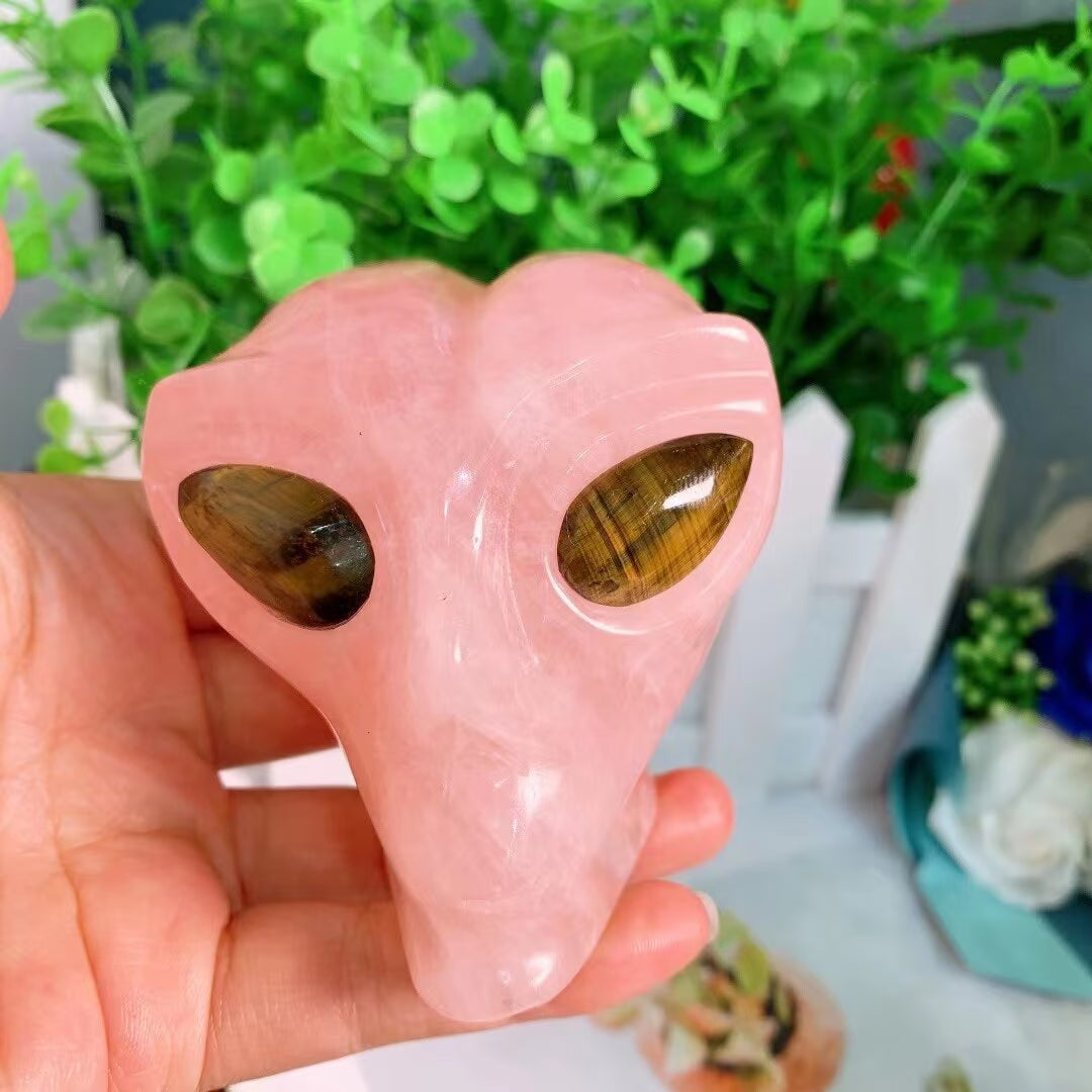 Natural Stone Carved Figurine Alien Skull Statue Healing Crystal Different Materials Decoration Gemstone Collection 1pcs acacuss