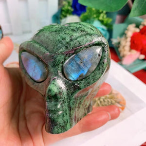 Natural Stone Carved Figurine Alien Skull Statue Healing Crystal Different Materials Decoration Gemstone Collection 1pcs acacuss