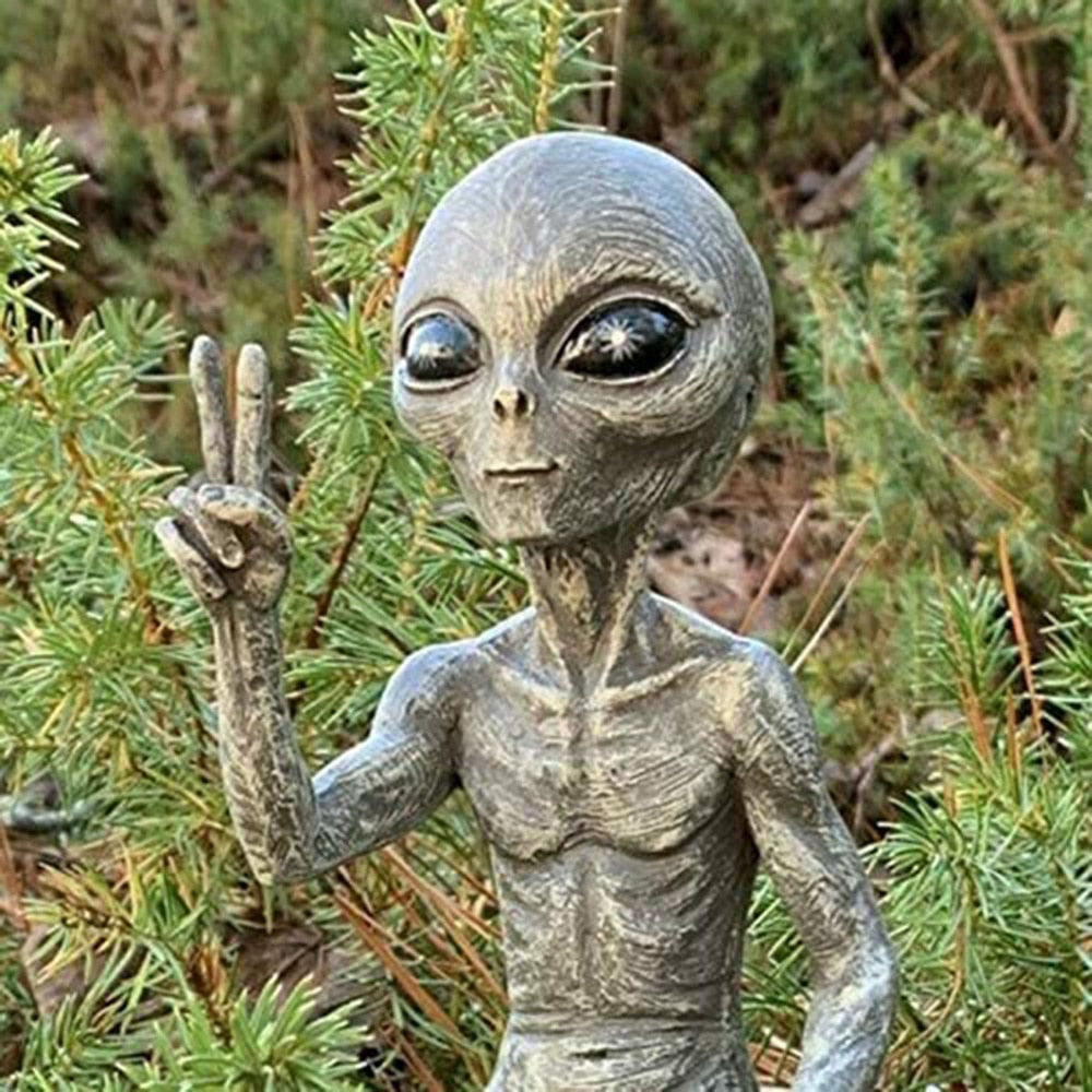 New Outer Space Alien Accessories Statue Martians Garden Figurine Set For Home Indoor Outdoor Decoration Courtyard Ornaments acacuss