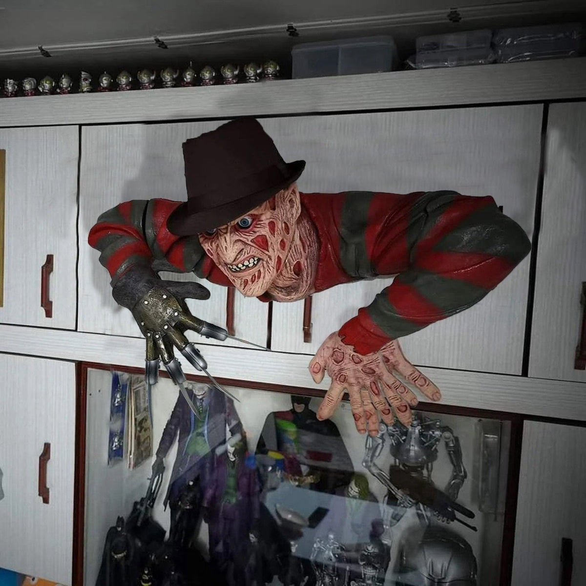 Nightmare Freddy Krueger Tomb Walker Wall Hanging Resin Crafts Halloween Horror Dolls Spooky Ambiance Party Holiday Decoration acacuss