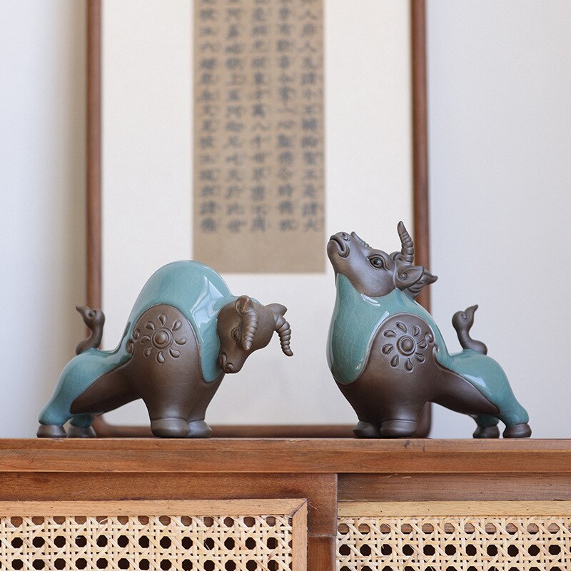 Niuzhuan Qiankun Ge Kiln Ceramic Cow Decoration Home Finance Decoration Office Desktop Decoration Living Room Decor acacuss
