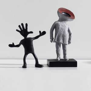 Nordic Modern Minimalist Creative Abstract Character Sculpture Cartoon Alien Resin Crafts Home Living Room Bedroom Decoration acacuss
