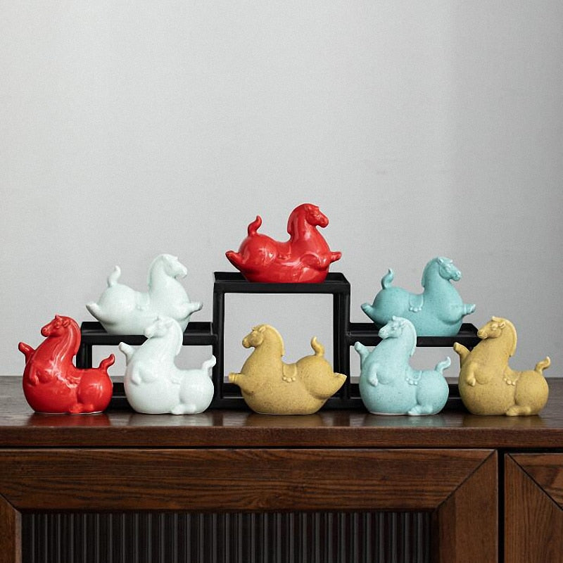 PINNY Horse Decoration Ceramics Estatuas Crafts Decorative Ornament Animal Tea Ceremony Ornaments acacuss