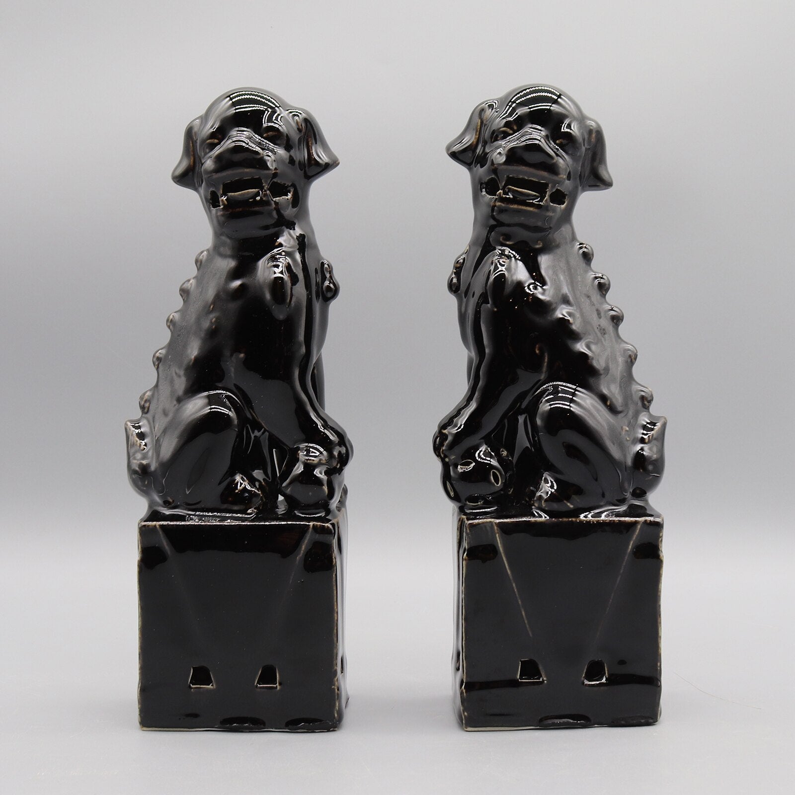 Pair of foo dogs, Fu dogs, Buddha dogs, Chinese guardian lions, Ceramic sculpture, Home decoration acacuss