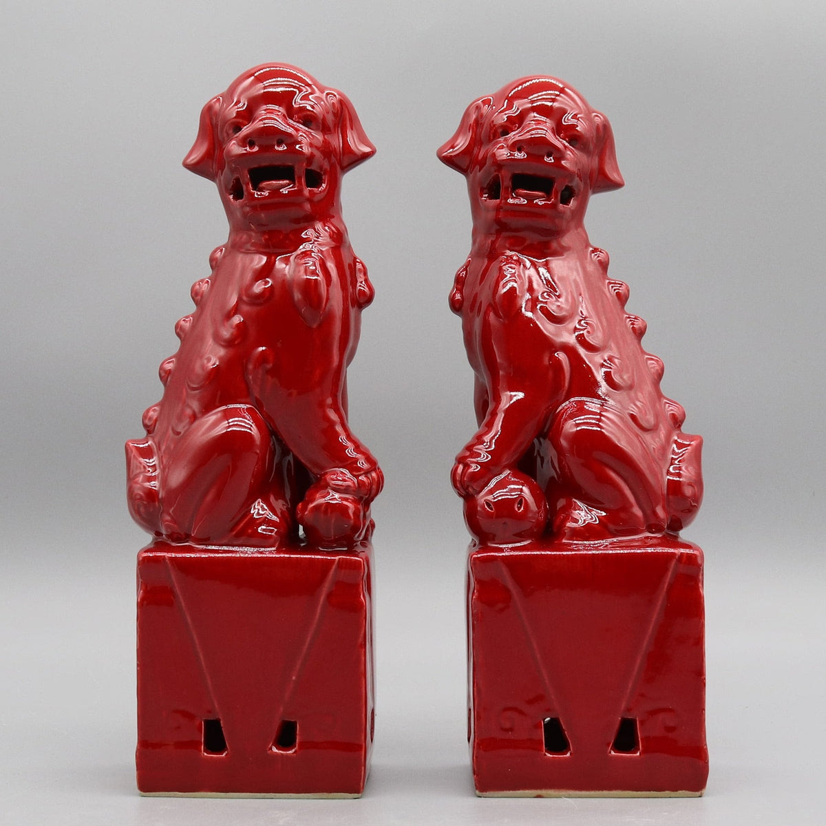 Pair of foo dogs, Fu dogs, Buddha dogs, Chinese guardian lions, Ceramic sculpture, Home decoration acacuss