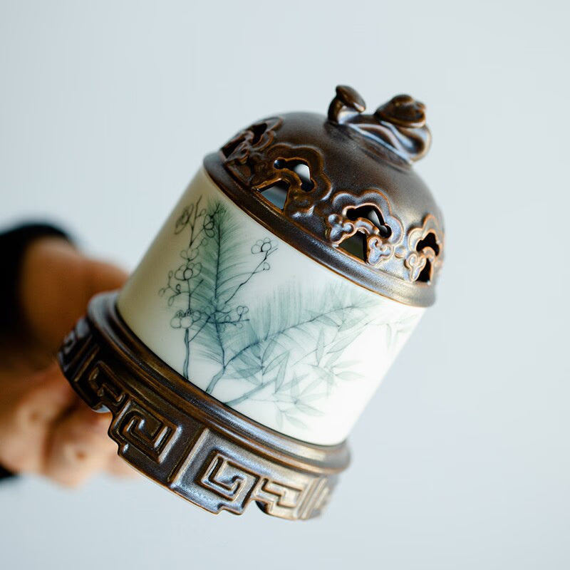 Pure Hand-painted Plum Bamboo Art Ruyi Ceramic Incense Burner Home Pine Agarwood Incense Box Indoor Sandalwood Furnace Ornaments acacuss