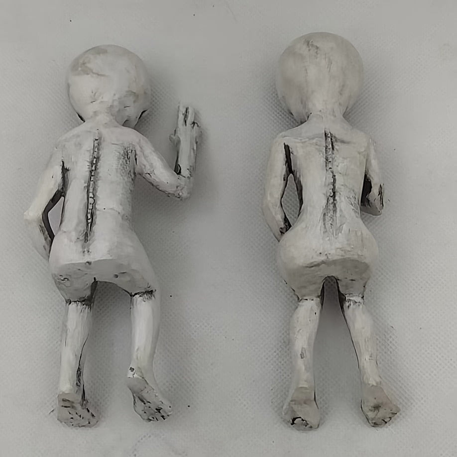 Resin Alien Statue Alien UFO Sculpture Figurine Outdoor Home Garden Decor Halloween Ornaments Yard Decoration Outdoor Miniatures acacuss