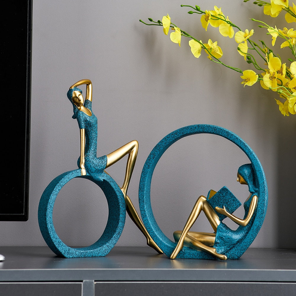 Resin Girl Sculpture Luxury Living Room Decoration Home Decorative Figures Desktop Ornament Modern Art Statue Room Decoration acacuss