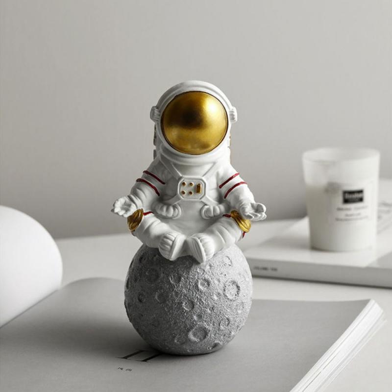 Resin Material Astronauts Ornaments Universal Cell Phone Stand Holder Christmas Gift Toys Home Office Desk Decor Birthday Gifts acacuss