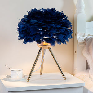 Romantic Feather Table Lamp Modern Bedside Lamp Living Room Coffee Shop Decoration Wedding Christmas Gift Ostrich Feather Light acacuss