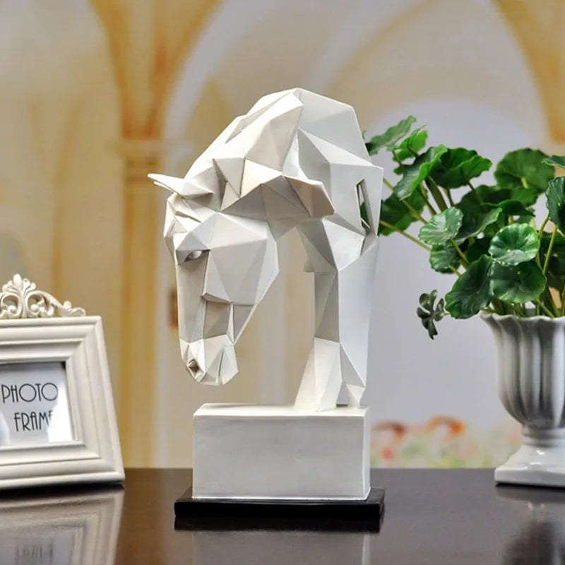 Horse Head Ornaments Resin Nordic Modern Home Decoration Art Animal Geometric Origami Crafts Furnishings Desk Decor Statuette