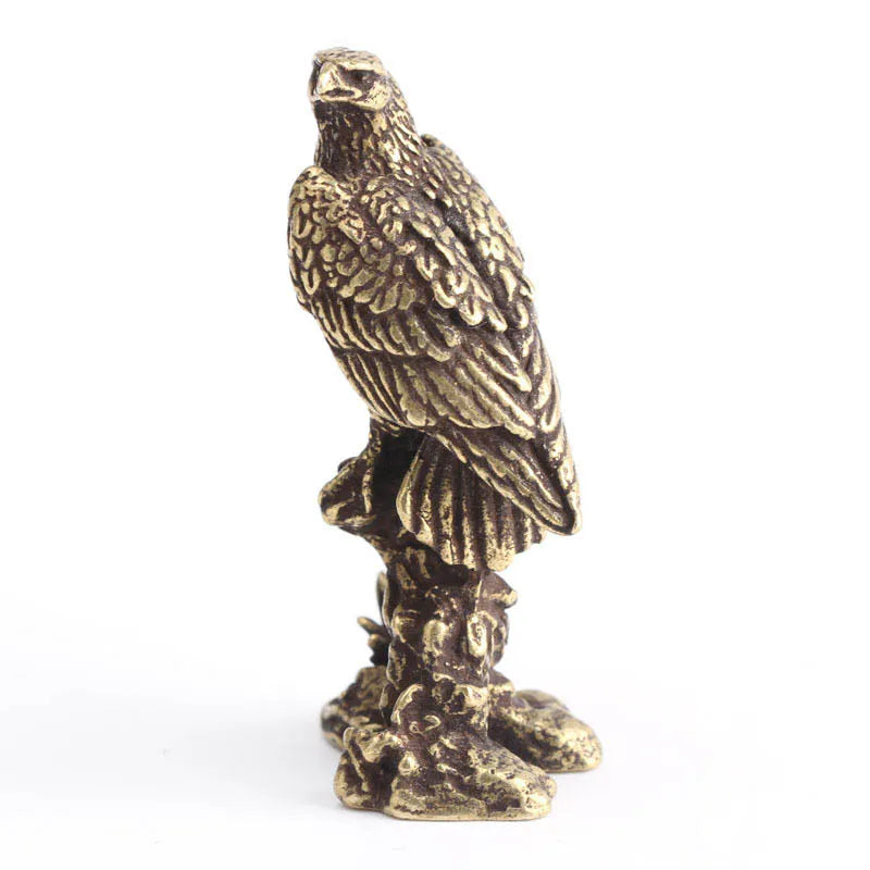 Handmade Eagle Ornament Vintage Copper Bird Figurine Sculpture Handmade Crafts Home Office Desk Animal Decoration