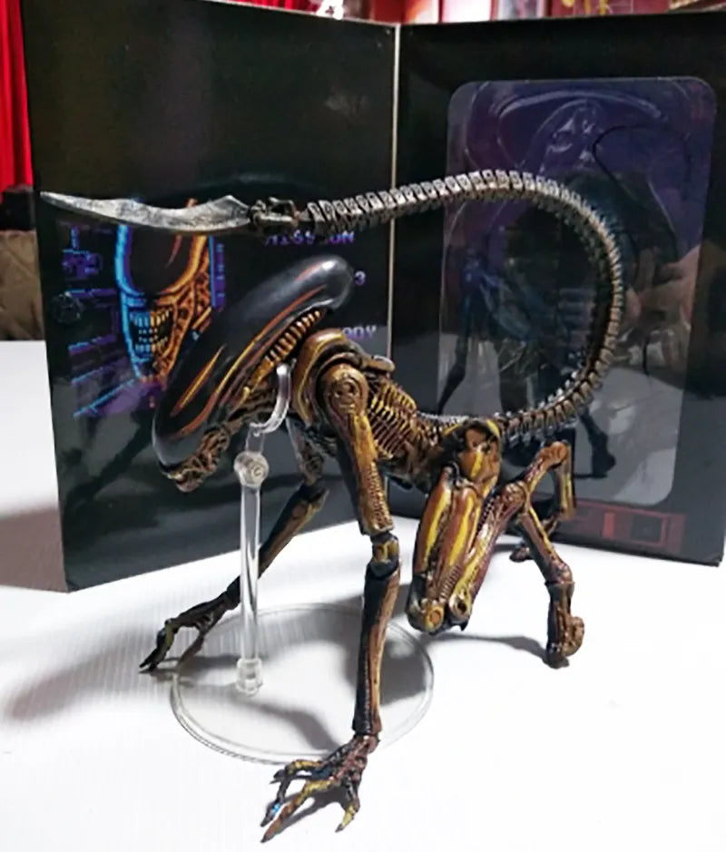 Neca dog alien deals