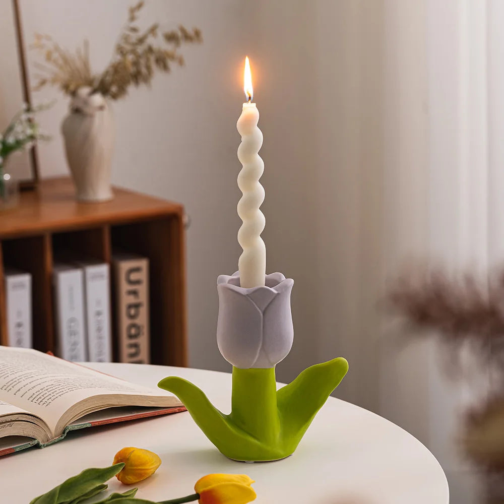 Home Decor Creative Flower Candle Holder Cute Dining Tabletop Ornament Centerpiece Decoration Ceramic Candlestick Crafts Gift