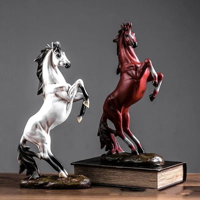 European Style  Horse Sculpture Resin Animal Statue  Decoration Souvenir  Gift  Living Room Office Study Desktop Decoration