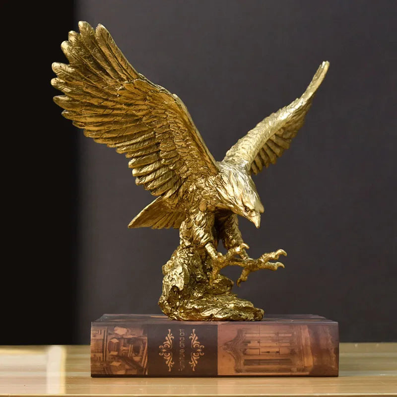 Nordic Resin Golden Eagle Animal Figurines Hawk Statue Craft Sculpture Ornament Home Living Room Office Desktop Cabinet Decor