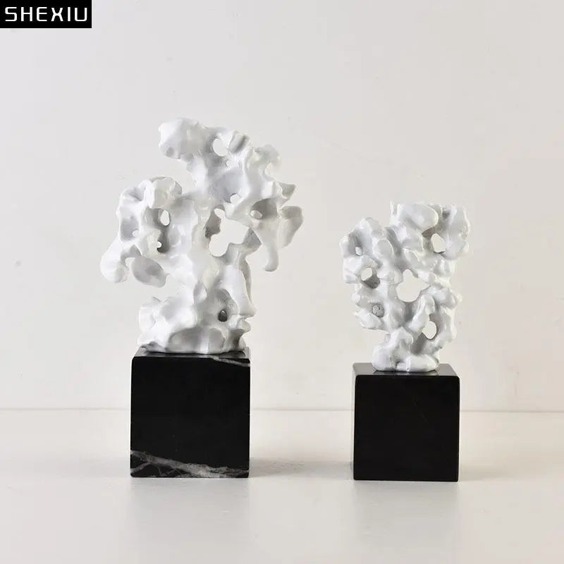 Hollow Out Coral Creative Resin Crafts Sculpture Taihu Stone Rockery Desk Ornaments Living Room Decoration Modern Home Decor