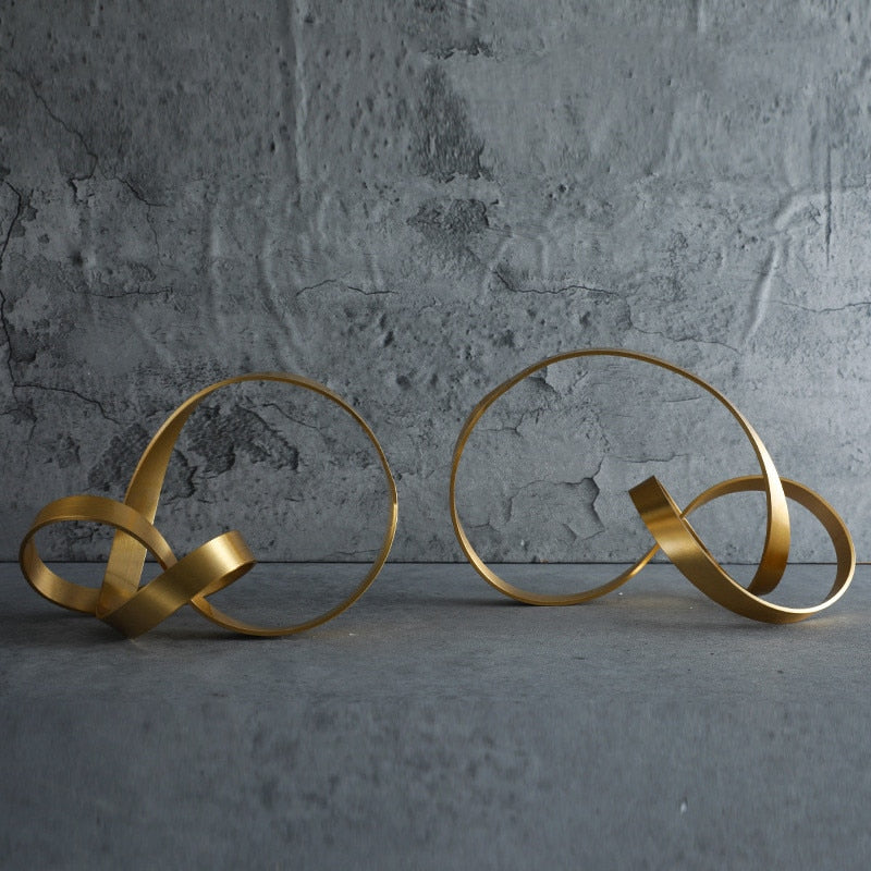 Simple Metal Gold Hollow Out Twist Art Ornament Irregular Living Room Ornament Desk Decoration Nordic Home Decor Accessories acacuss