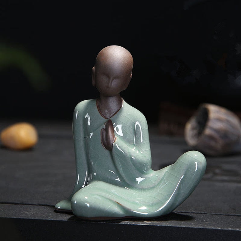 Small Buddha Statues Tathagata India Yoga Mandala Sculptures Ceramic Tea Ceremony Ornaments Gift Home Decor Monk Figurine acacuss