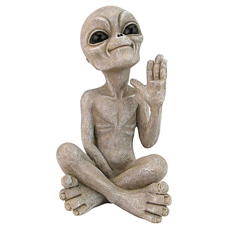 Strange Alien Holding Dwarf Jurassic Garden Elf Decoration Figurines Pieces Creative Art Design Courtyard Decor Garden Statues acacuss