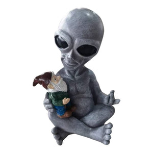 Strange Alien Holding Dwarf Jurassic Garden Elf Decoration Figurines Pieces Creative Art Design Courtyard Decor Garden Statues acacuss