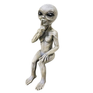 Strange Alien Holding Dwarf Jurassic Garden Elf Decoration Figurines Pieces Creative Art Design Courtyard Decor Garden Statues acacuss