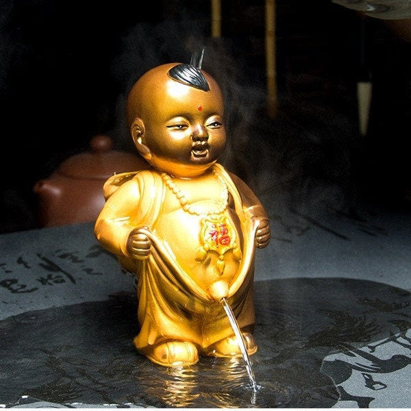 Tea Pet Villain Urinating Child Can Raise Color Changing Ornaments - acacuss
