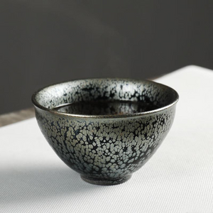 Tenmoku tea cup acacuss