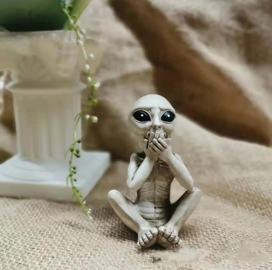 UFO Alien Cute Statue Sculpture Halloween Decor for Outdoor Garden Home Desk Organizer Office Accessories Party Decor Kids Gifts acacuss