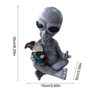 Unique Alien Gnome Ornament Resin Decorative Figurines Gnome Dwarf Statue Crafts Christmas Garden Desk Decoration Home Decor acacuss