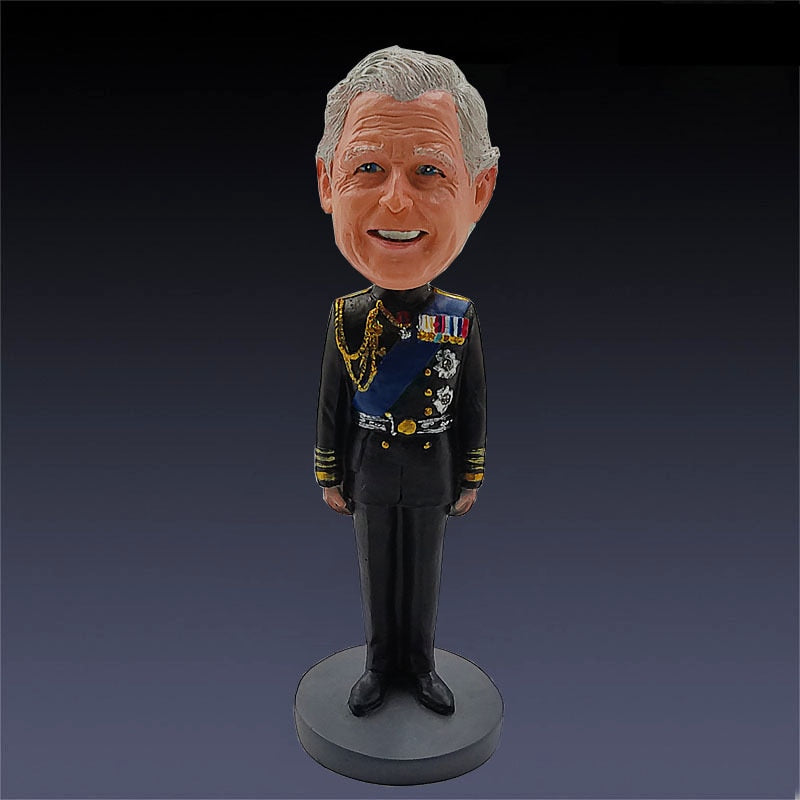 2023 YearThe King of England Charles III Coronation Resin Ornaments UK Royal Challenge Crafts Souvenir Home Decorations Gifts acacuss