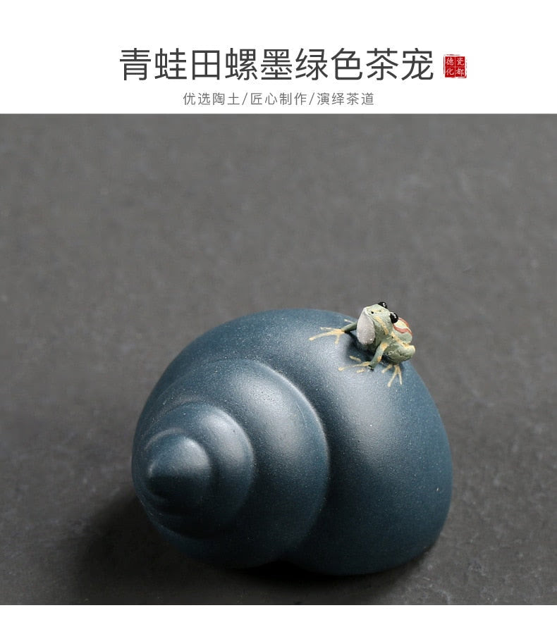Yixing Handmade Purple Sand Tea PetCreative Frog Water Spray Kung Fu Tea SetTea Tray Ornaments Home Tea Table TeaPlay acacuss