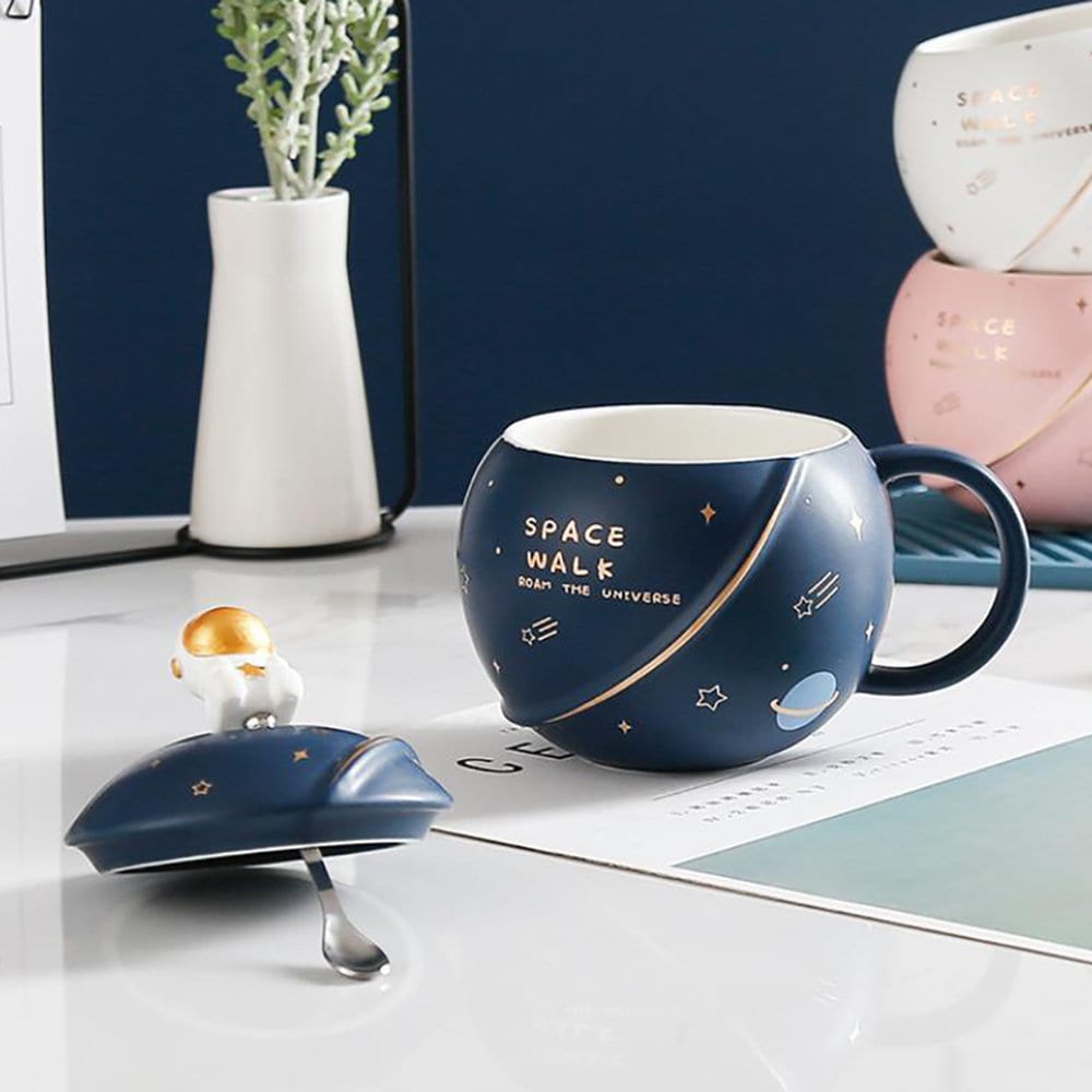 ACACUSS Handmade Astronaut Large MUG  for men with Lid For Coffee and Tea 450 Ml - ACACUSS