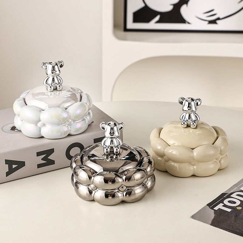 Luxury Cotton Candy Ashtray with Lid Bear Fly Ash Proof Home Living Room Decorations Office Creative Circular Ashtray Ornaments acacuss
