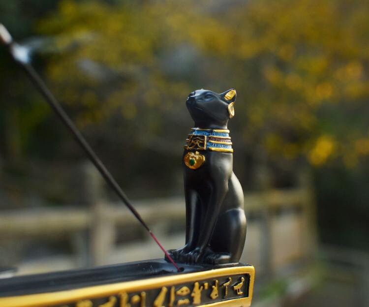 Minimalist Home Decor backflow incense burner - Brass incense cones Holder Burner - cat god incense board - acacuss