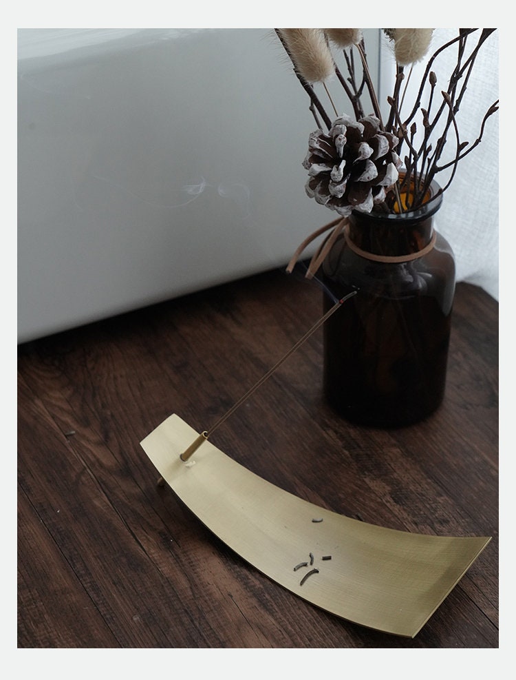 Minimalist Retro Creative Handmade Brass Incense Holder - acacuss
