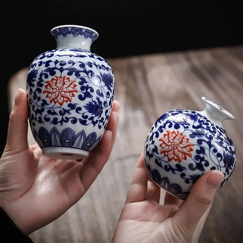 Mini Small Porcelain Vases Vintage Strong Chinese Style Vessel Vase Handmade Hand-painted Desktop Ornament Party Decoration