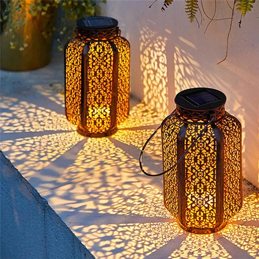 Led Solar Hanging Lantern Retro Solar Iron Art Lantern Decorative Vintage Pathway Lamp Outdoor Metal Hollow Light